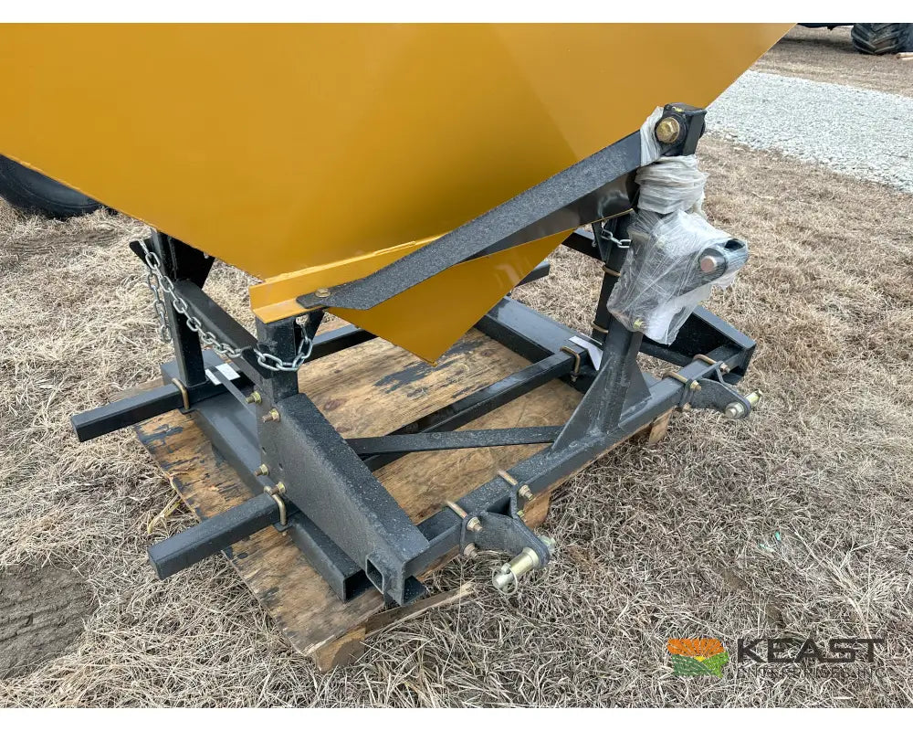 Bale King GT40 Grain Feeder 40 Bushel Capacity Feed Wagons