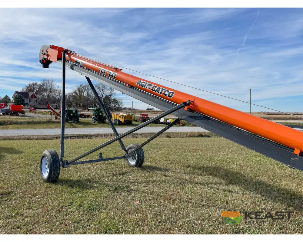 Batco 1232 Electric Belt Conveyor – 32′ Length 12″ Belt Up to 2,400 BPH Capacity Conveyors