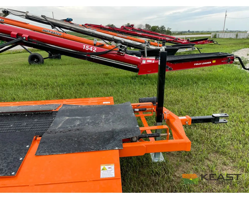 Batco FX2400 Electric Pitstop Conveyor Drive-Over Hopper 27′ Length Up to 18,000 BPH Conveyors