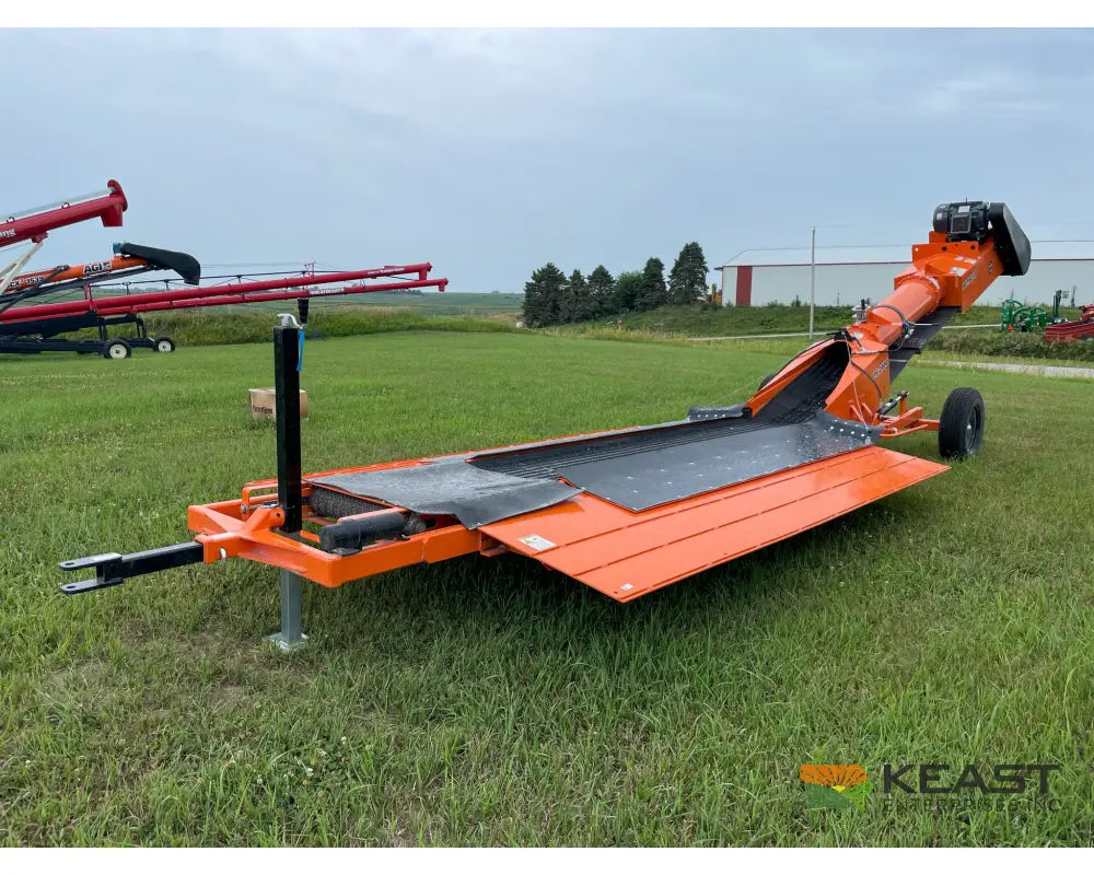 Batco FX2400 Electric Pitstop Conveyor Drive-Over Hopper 27′ Length Up to 18,000 BPH Conveyors