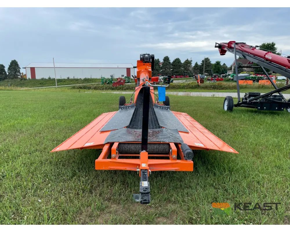 Batco FX2400 Electric Pitstop Conveyor Drive-Over Hopper 27′ Length Up to 18,000 BPH Conveyors