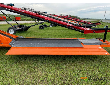 Batco FX2400 Electric Pitstop Conveyor Drive-Over Hopper 27′ Length Up to 18,000 BPH Conveyors