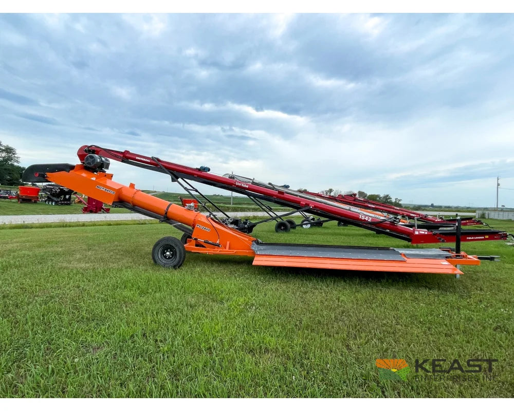 Batco FX2400 Electric Pitstop Conveyor Drive-Over Hopper 27′ Length Up to 18,000 BPH Conveyors