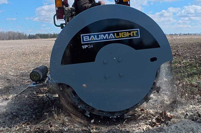 Close view of the Baumalight 1P34 cutting wheel guard during stump grinding