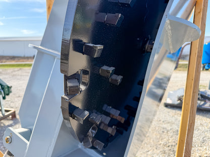 Close view of the Baumalight 3P34 cutter wheel and cutting teeth