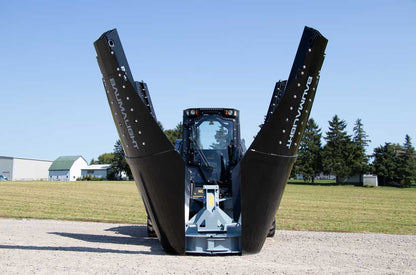 Baumalight DR448 tree spade, front view with blades open