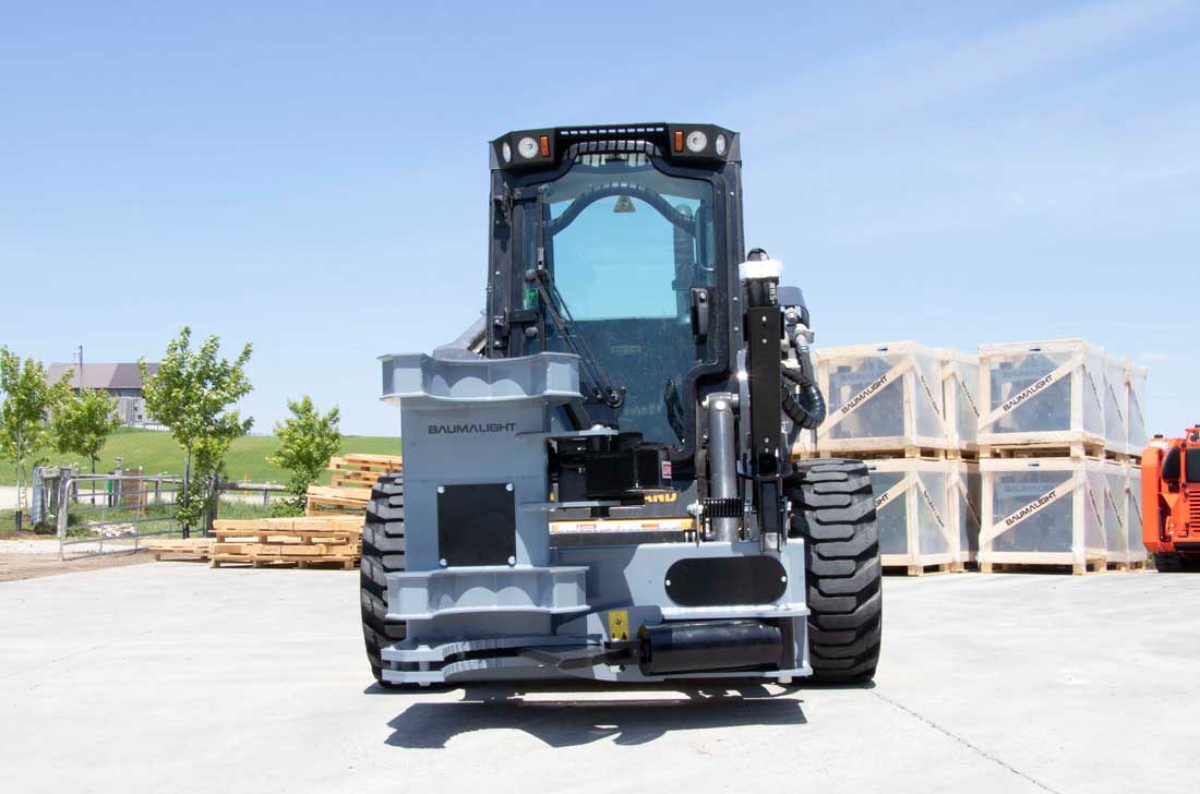 Front view of the Baumalight ISH510G cutting jaw, grabber and hose support