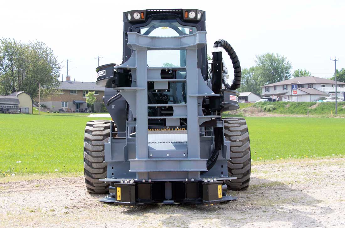 Front view of the Baumalight ISH712G tree shear, grabber and curved cradle