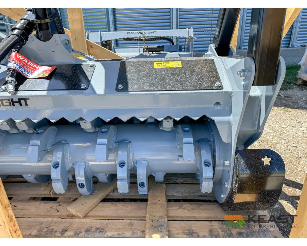 Baumalight MS972 heavy-duty frame and wear plate detail
