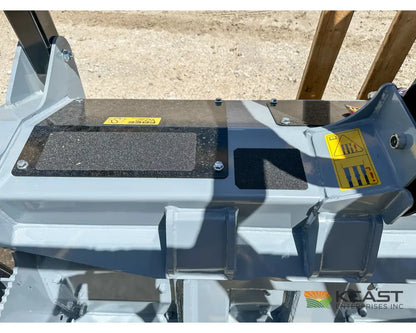 Baumalight MS972 protective panels, bolts, and warning decals