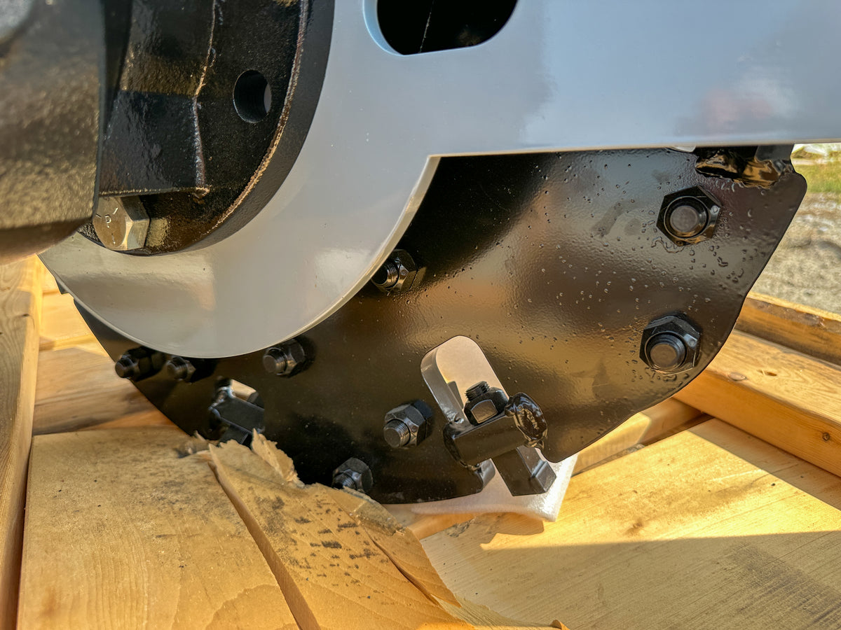 Baumalight S28 cutting wheel and bolt-on teeth, close view