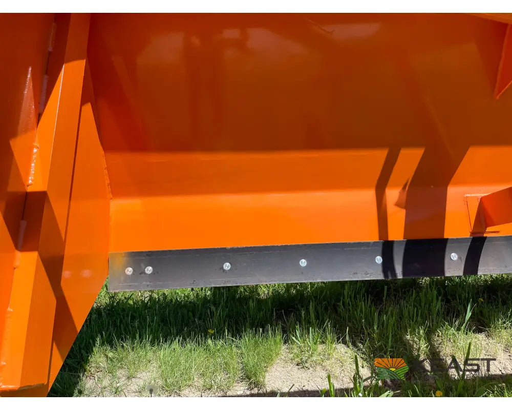 Big Dog BH100 10’ Box Scraper – 4 yd Capacity Reversible Blade 11L x 15 Tires Box Scrapers