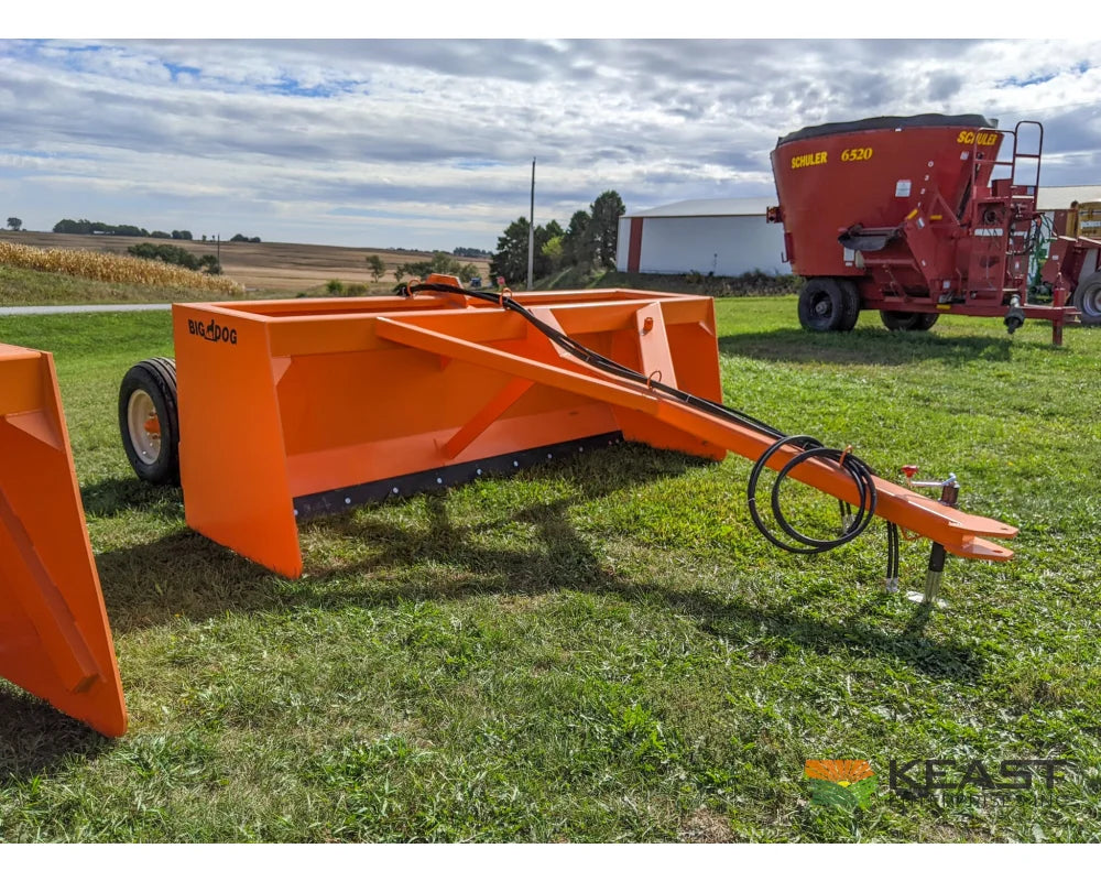 Big Dog BH120 Box Scraper 12′ Cut 5 yd Heaped Capacity Reversible 1-Pc Blade 11L×15 Tires Box Scrapers