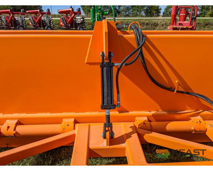 Big Dog BH120 Box Scraper 12′ Cut 5 yd Heaped Capacity Reversible 1-Pc Blade 11L×15 Tires Box Scrapers