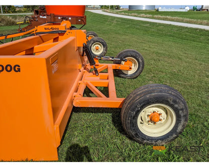 Big Dog BH120 Box Scraper 12′ Cut 5 yd Heaped Capacity Reversible 1-Pc Blade 11L×15 Tires Box Scrapers