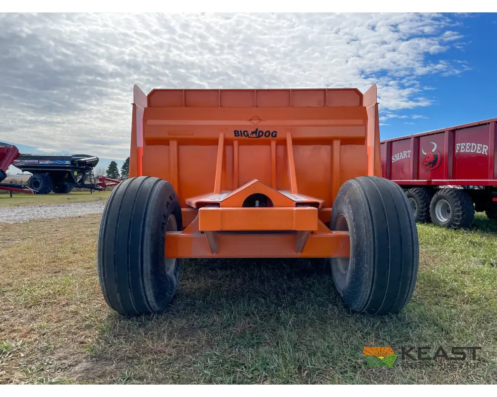 Big Dog S11 11 Yard Ejection Scraper – 7.5’ Cut Width 3-Piece Blade 160–240 HP Ejection Scrapers