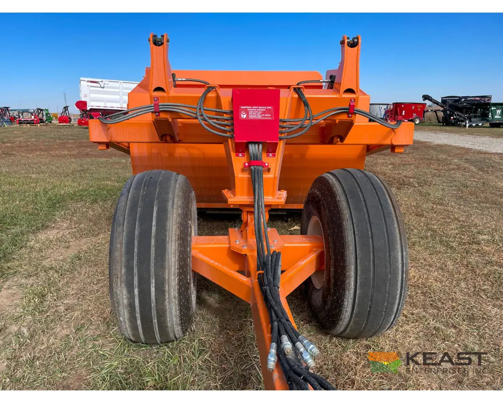 Big Dog S11 11 Yard Ejection Scraper – 7.5’ Cut Width 3-Piece Blade 160–240 HP Ejection Scrapers