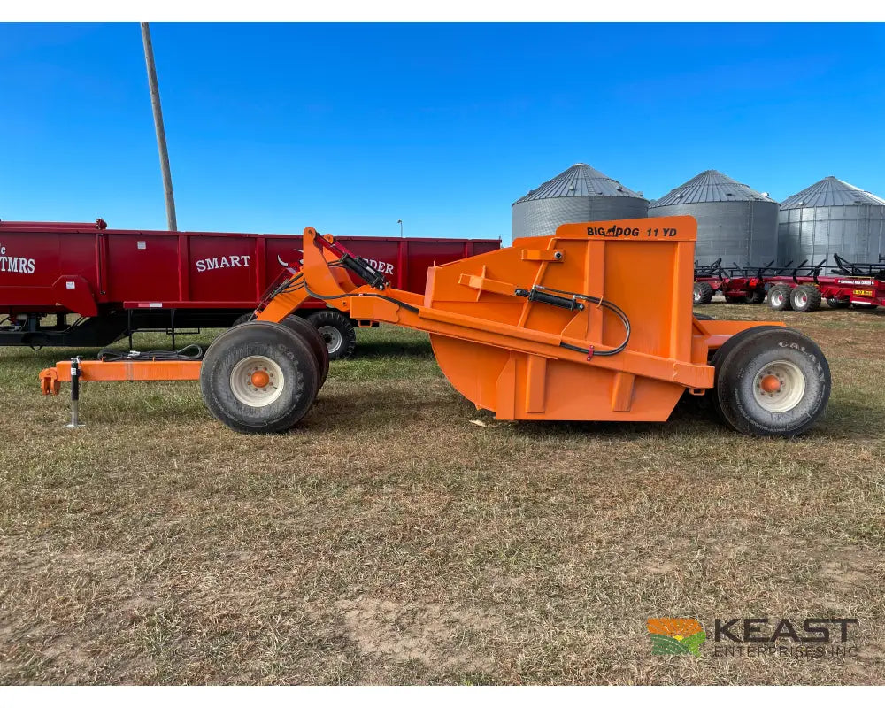 Big Dog S11 11 Yard Ejection Scraper – 7.5’ Cut Width 3-Piece Blade 160–240 HP Ejection Scrapers