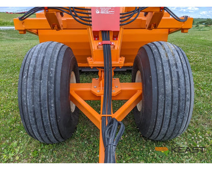 Big Dog S8 8 Yard Ejection Scraper – 7.5’ Cut Width 3-Piece Blade 125-175 HP Ejection Scrapers