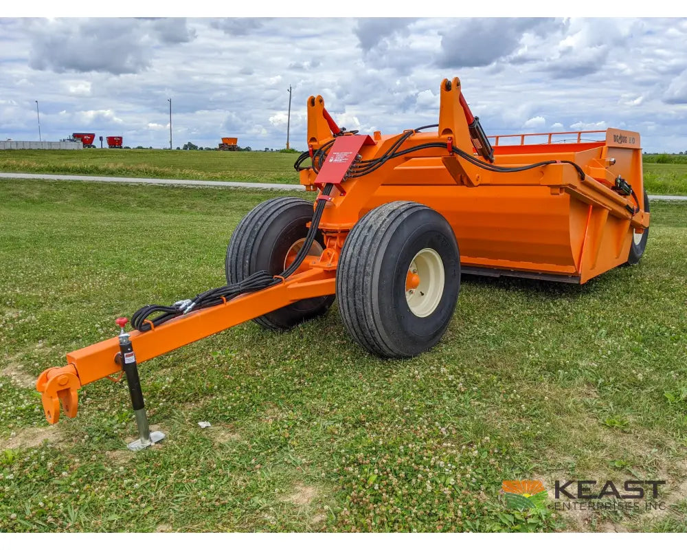 Big Dog S8 8 Yard Ejection Scraper – 7.5’ Cut Width 3-Piece Blade 125-175 HP Ejection Scrapers