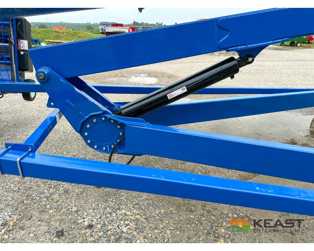Brandt 1080HP Auger - 10’’ x 80’ Swingaway Intake Scissor Lift Augers