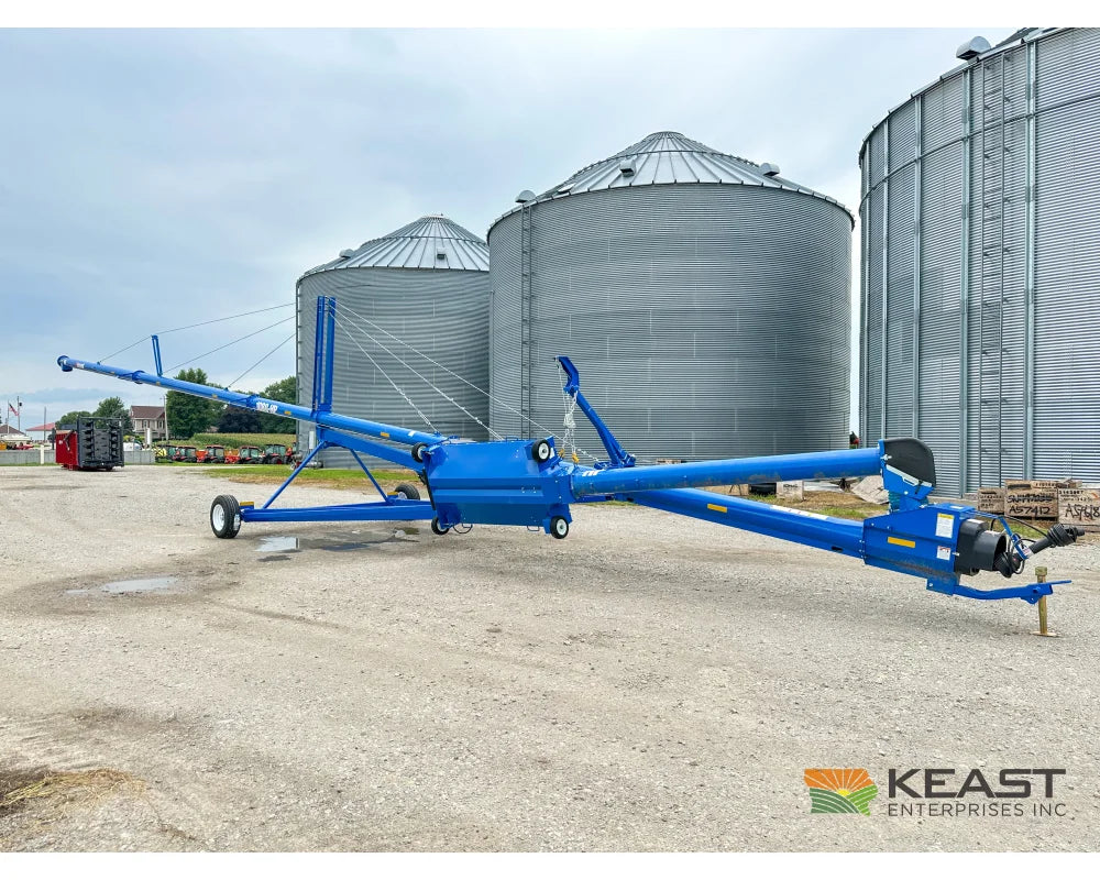 Brandt 1080HP swing-away grain auger