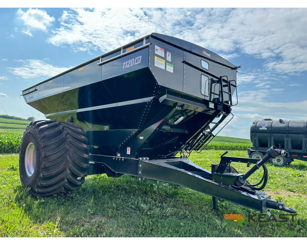 Brandt 1120XT Grain Cart - 1,100 Bushel Capacity Roll Tarp 20’’ Discharge Scales Grain Carts