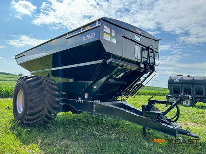 Brandt 1120XT Grain Cart - 1,100 Bushel Capacity Roll Tarp 20’’ Discharge Scales Grain Carts