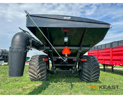 Brandt 1120XT Grain Cart - 1,100 Bushel Capacity Roll Tarp 20’’ Discharge Scales Grain Carts