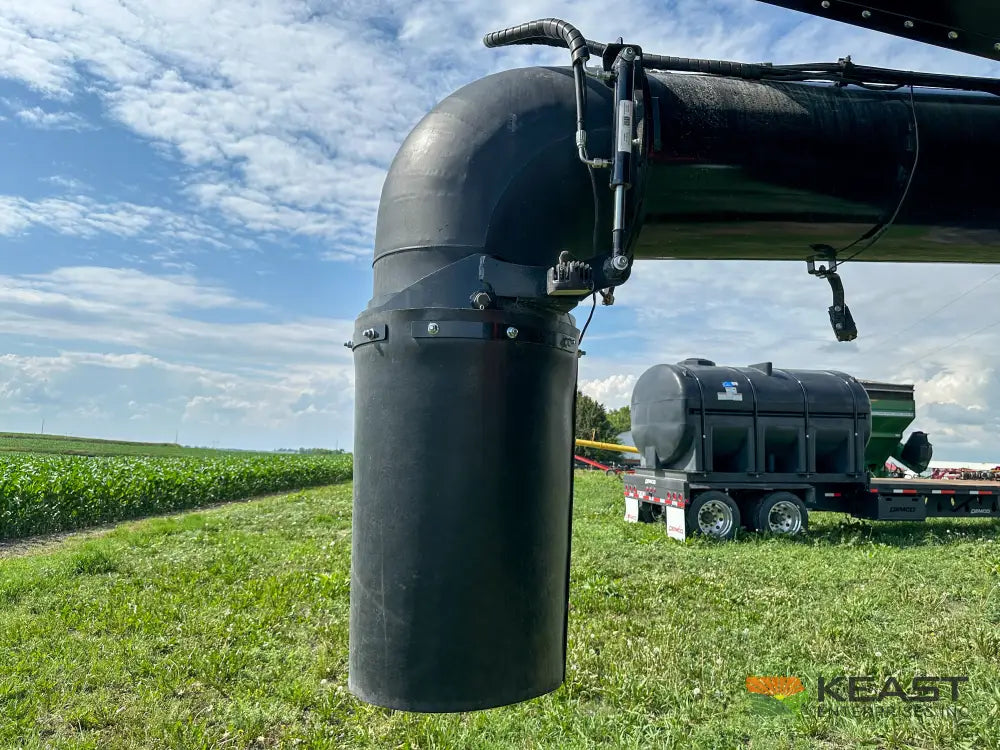 Brandt 1120XT Grain Cart - 1,100 Bushel Capacity Roll Tarp 20’’ Discharge Scales Grain Carts