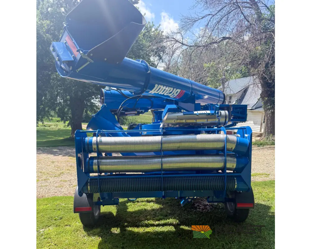 Brandt 1300HP Grain Vac Full Pipe Package 8,500 BPH Capacity - Grain Vacs
