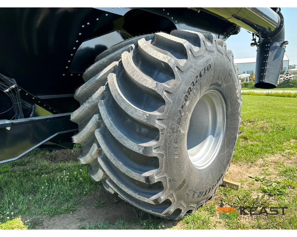 Brandt 1320XT Grain Cart - 1,300 Bushel Capacity Roll Tarp 20’’ Discharge Scales Grain Carts