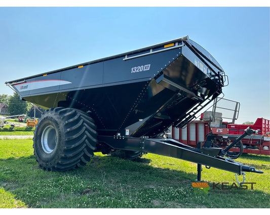 Brandt 1320XT grain cart