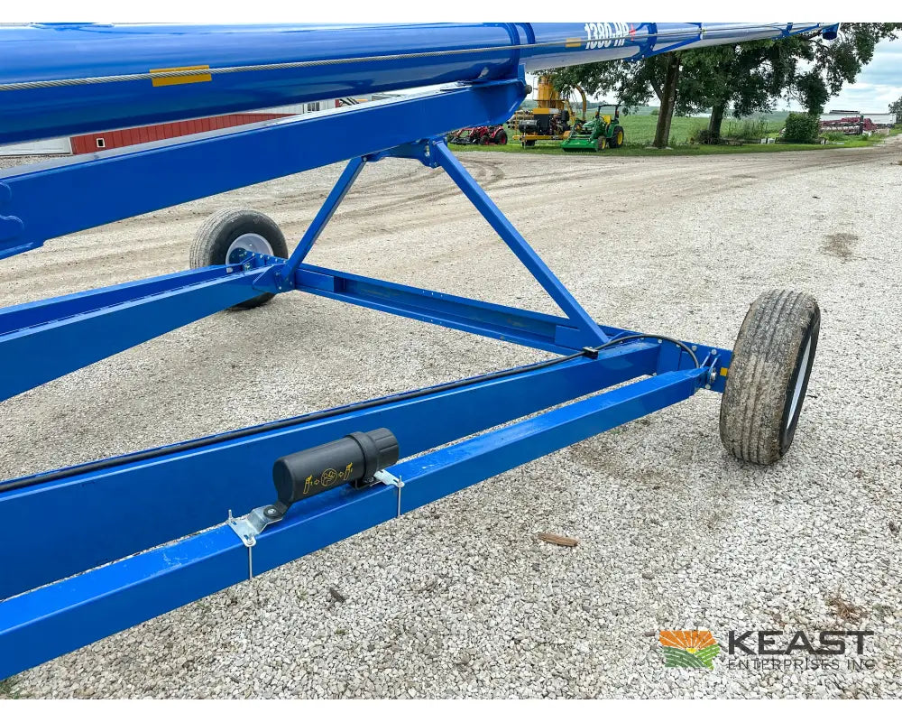 Brandt 1380HP Auger - 13’’ x 80’ Electric Swingaway Scissor Lift Augers