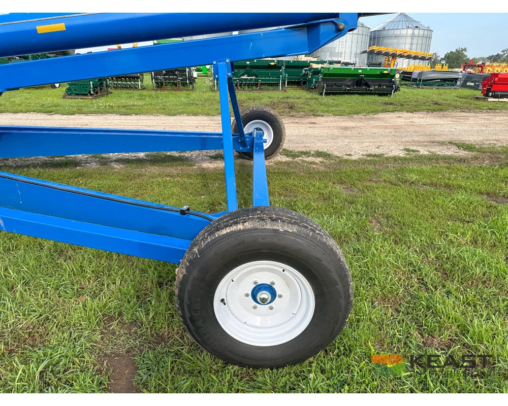 Brandt 1380XL Auger - 13’’ x 80’ Electric Swingaway Scissor Lift Augers