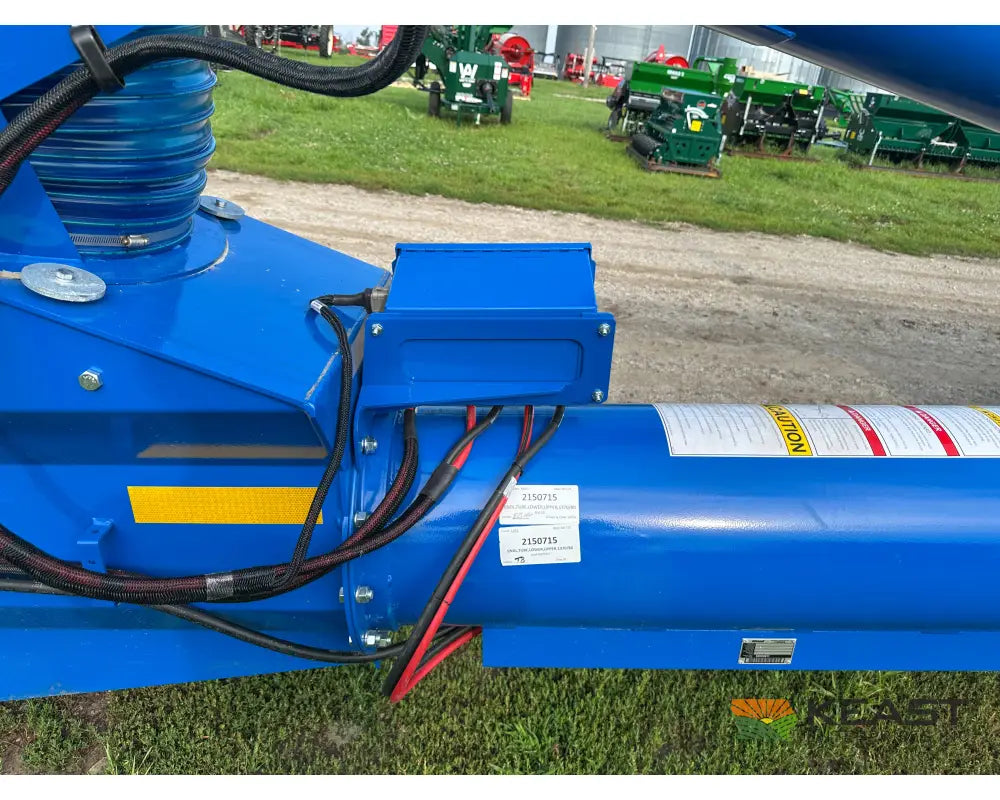 Brandt 1380XL Auger - 13’’ x 80’ Electric Swingaway Scissor Lift Augers