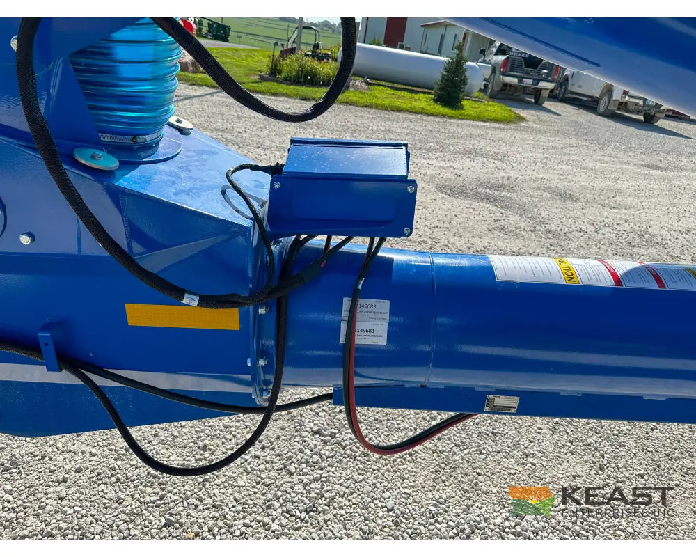 Brandt 1390HP Auger - 13’’ x 90’ Electric Swingaway Scissor Lift Augers