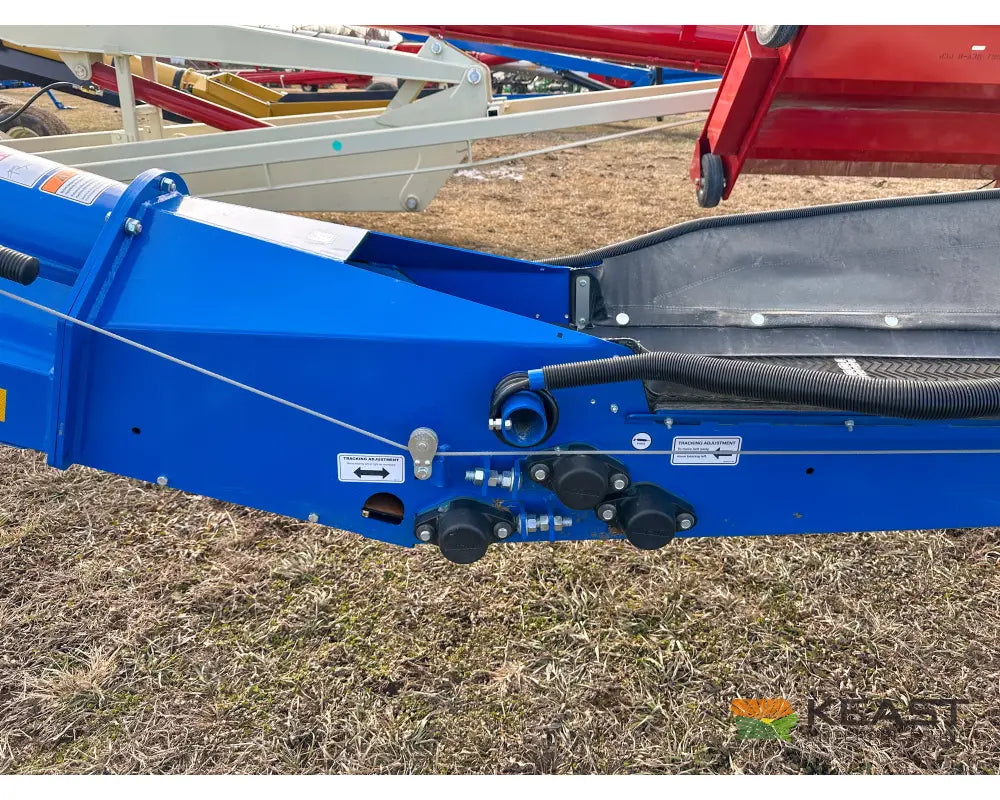 Brandt 1537LP 26 HP Gas Belt Conveyor 37′ Length 15″ Belt Up to 9,000 BPH Conveyors