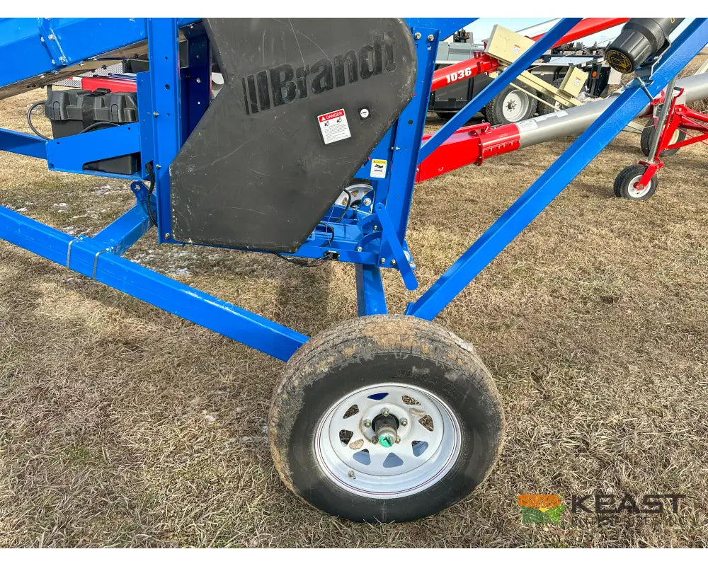 Brandt 1537LP 26 HP Gas Belt Conveyor 37′ Length 15″ Belt Up to 9,000 BPH Conveyors