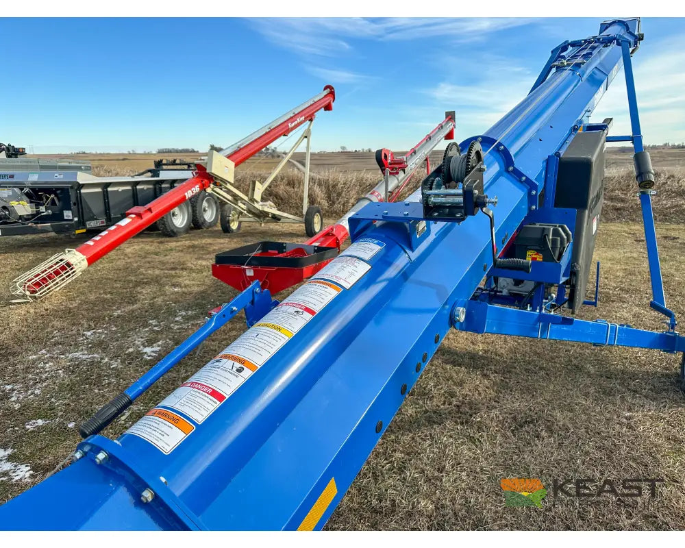 Brandt 1537LP 26 HP Gas Belt Conveyor 37′ Length 15″ Belt Up to 9,000 BPH Conveyors