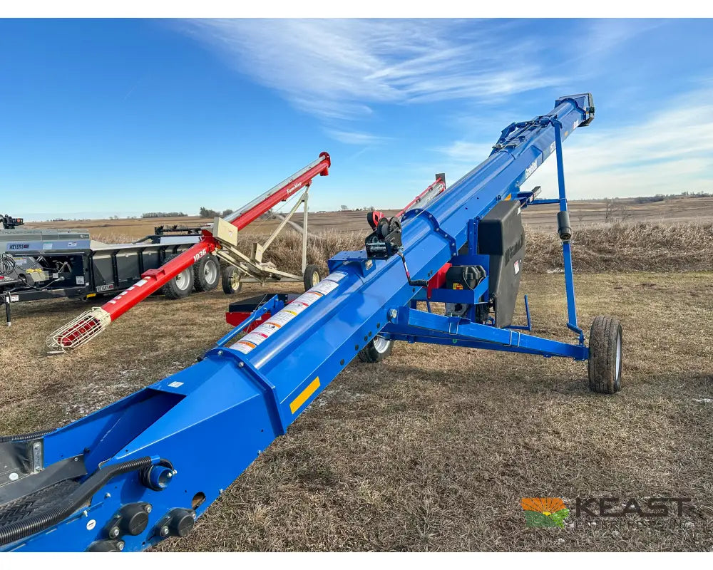 Brandt 1537LP 26 HP Gas Belt Conveyor 37′ Length 15″ Belt Up to 9,000 BPH Conveyors