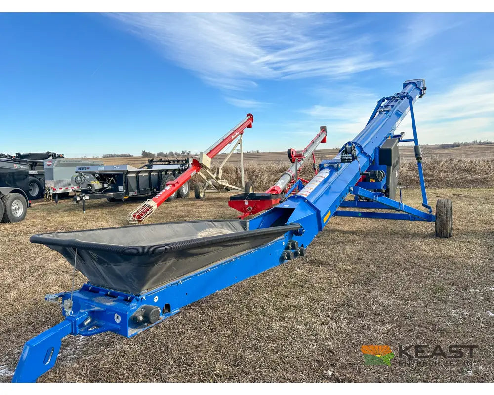 Brandt 1537LP 26 HP Gas Belt Conveyor 37′ Length 15″ Belt Up to 9,000 BPH Conveyors