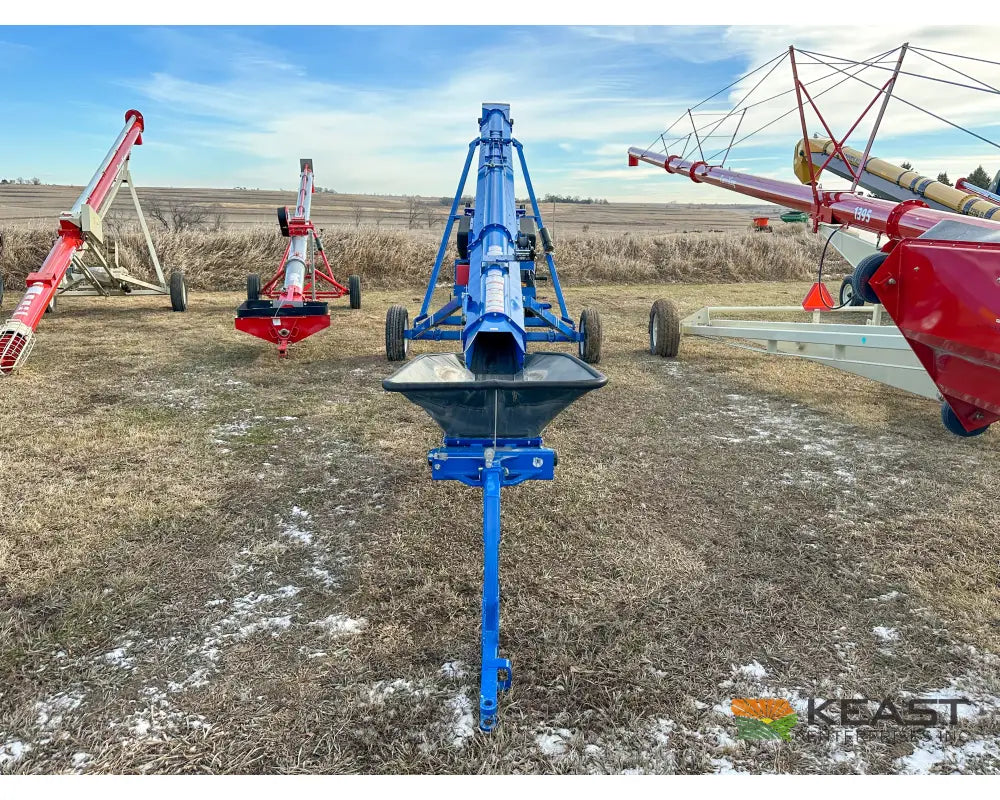 Brandt 1537LP 26 HP Gas Belt Conveyor 37′ Length 15″ Belt Up to 9,000 BPH Conveyors