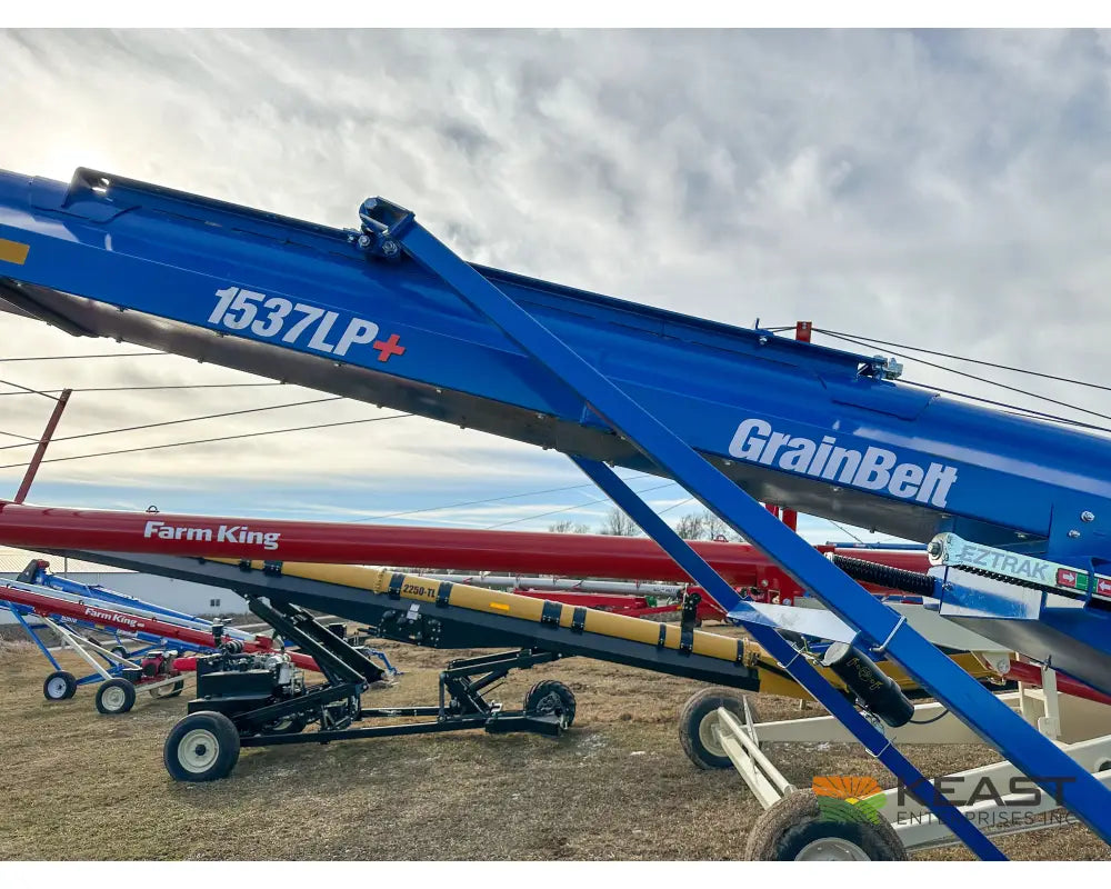 Brandt 1537LP 26 HP Gas Belt Conveyor 37′ Length 15″ Belt Up to 9,000 BPH Conveyors