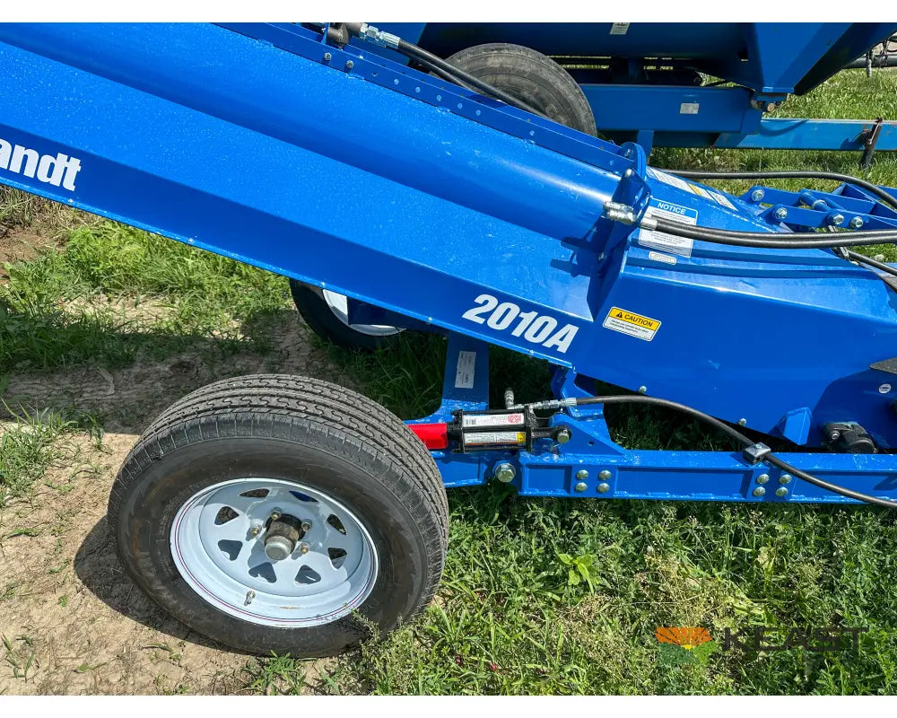 Brandt 2010A GrainDeck Drive Over Conveyor Electric Drive Up to 15,000 BPH 5 3/4’’ Hopper Conveyors