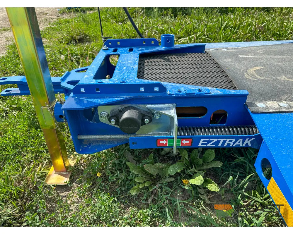 Brandt 2010A GrainDeck Drive Over Conveyor Electric Drive Up to 15,000 BPH 5 3/4’’ Hopper Conveyors