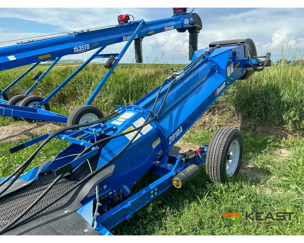 Brandt 2010A GrainDeck Drive Over Conveyor Electric Drive Up to 15,000 BPH 5 3/4’’ Hopper Conveyors