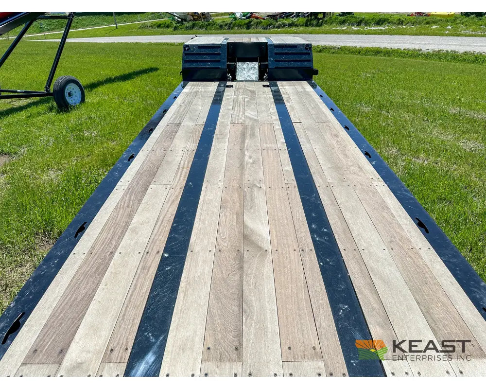 Brandt H450 45 Ton On-Highway RGN Trailer - 33’ 6’’ Deck Well 17’’ Deck Height Trailers