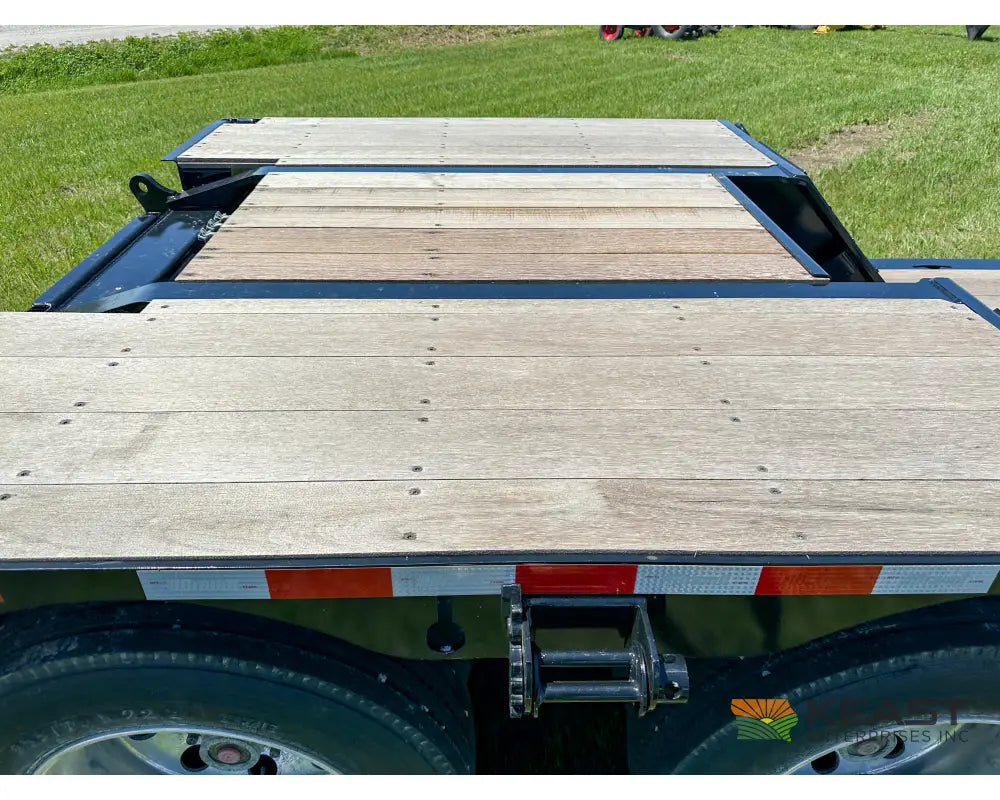 Brandt H450 45 Ton On-Highway RGN Trailer - 33’ 6’’ Deck Well 17’’ Deck Height Trailers