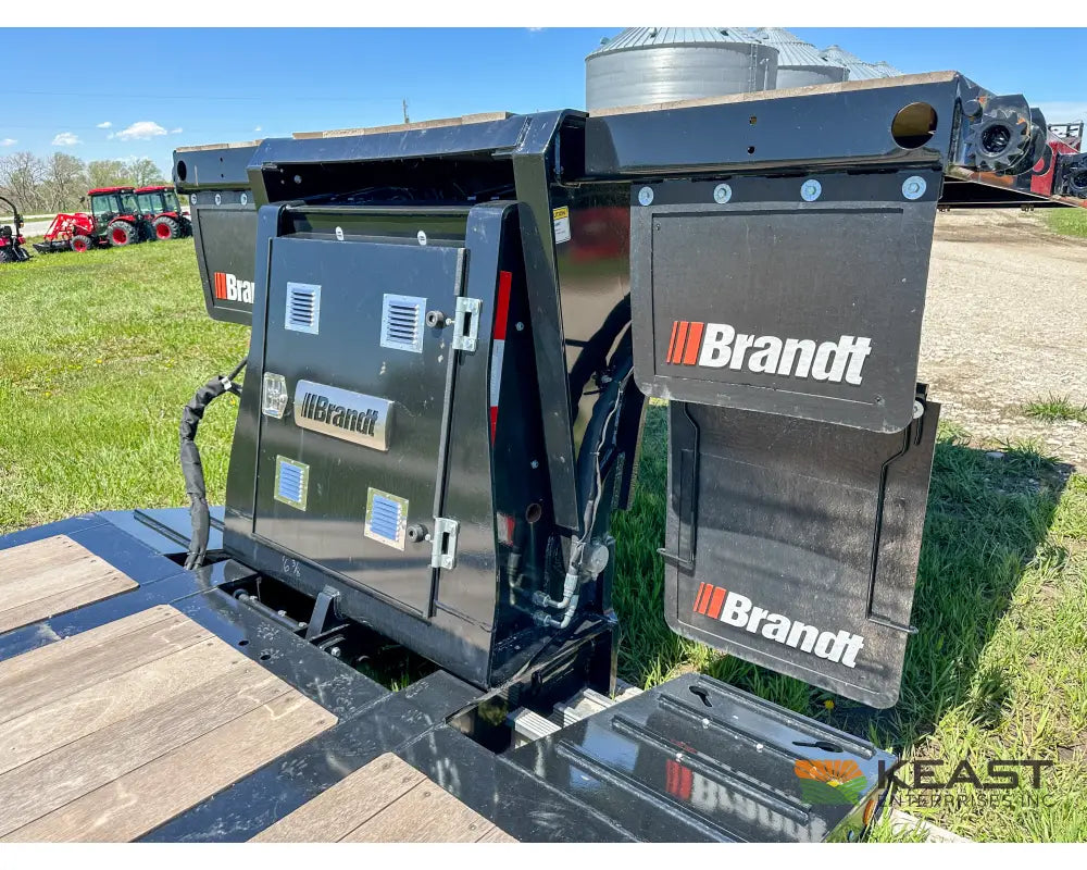 Brandt H450 45 Ton On-Highway RGN Trailer - 33’ 6’’ Deck Well 17’’ Deck Height Trailers
